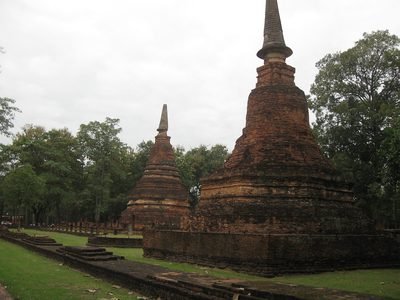 Kamphaeng Phet: tempelruïnes in het historische park van Kamphaeng Phet
